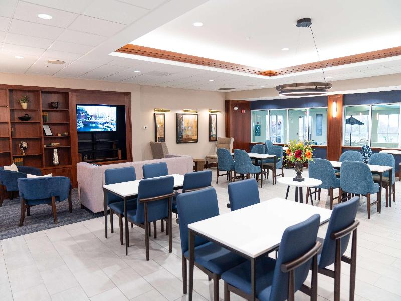 La Quinta Inn & Suites By Wyndham Bannockburn-Deer image