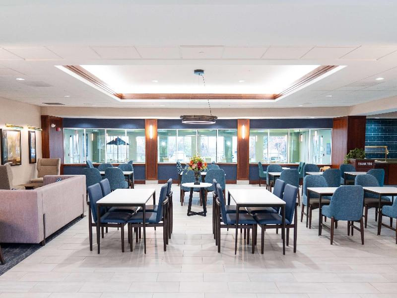 La Quinta Inn & Suites By Wyndham Bannockburn-Deer image