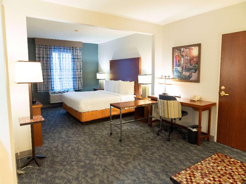 La Quinta Inn & Suites By Wyndham Bannockburn-Deer image