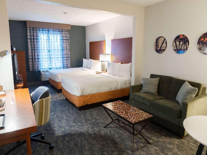 La Quinta Inn & Suites By Wyndham Bannockburn-Deer image