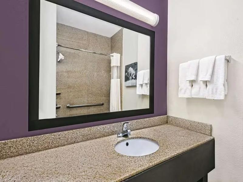 Quality Inn & Suites image