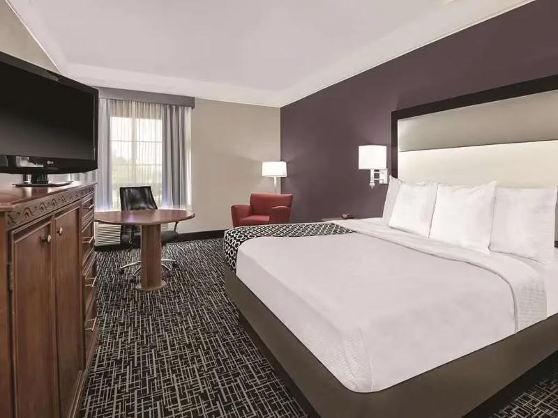 Quality Inn & Suites image