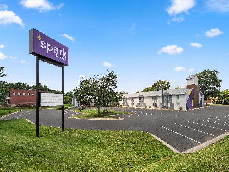 Spark by Hilton Waldorf image