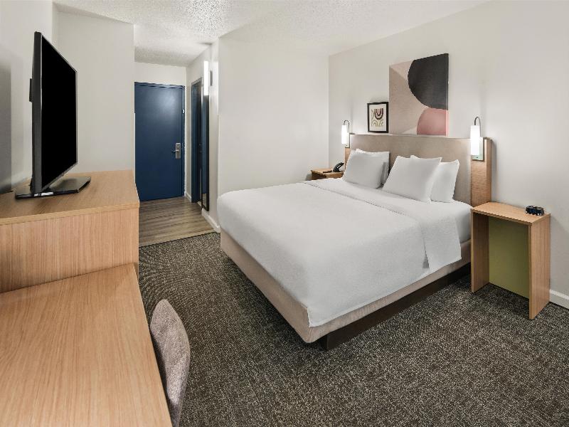 Spark by Hilton Waldorf image