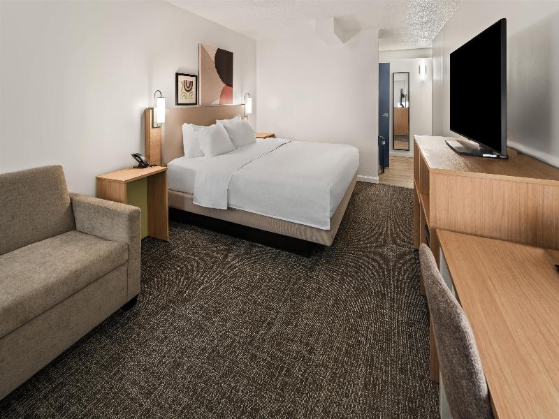 Spark by Hilton Waldorf image