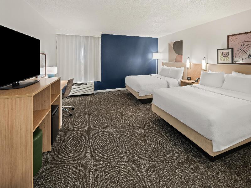 Spark by Hilton Waldorf image