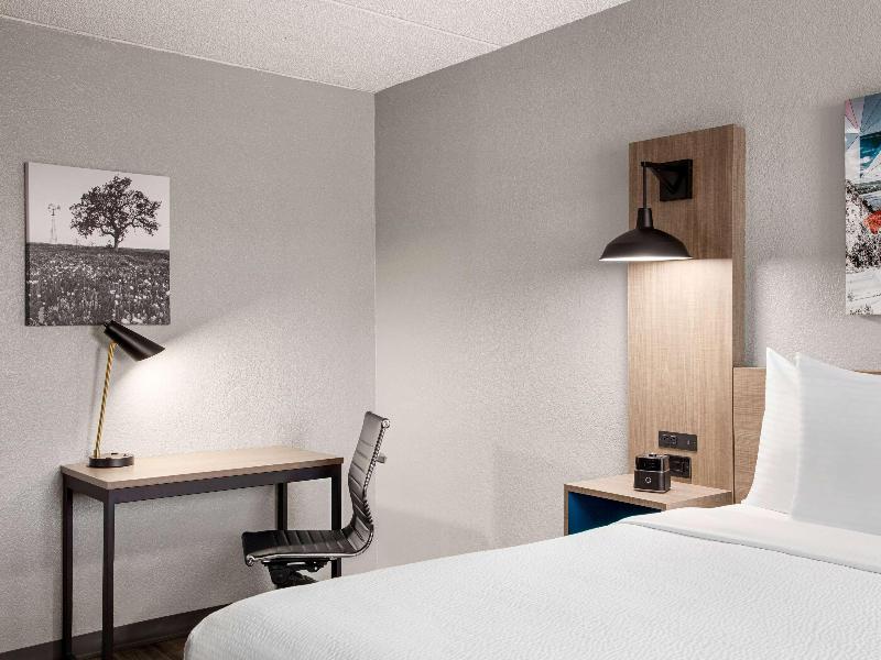 La Quinta Inn By Wyndham Temple image