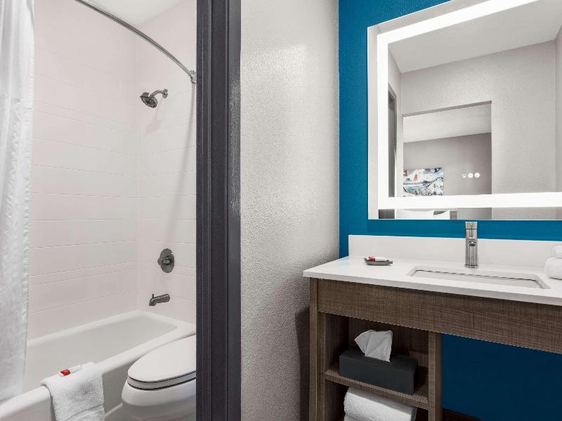 La Quinta Inn By Wyndham Temple image