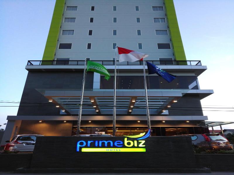 PrimeBiz Hotel Surabaya image