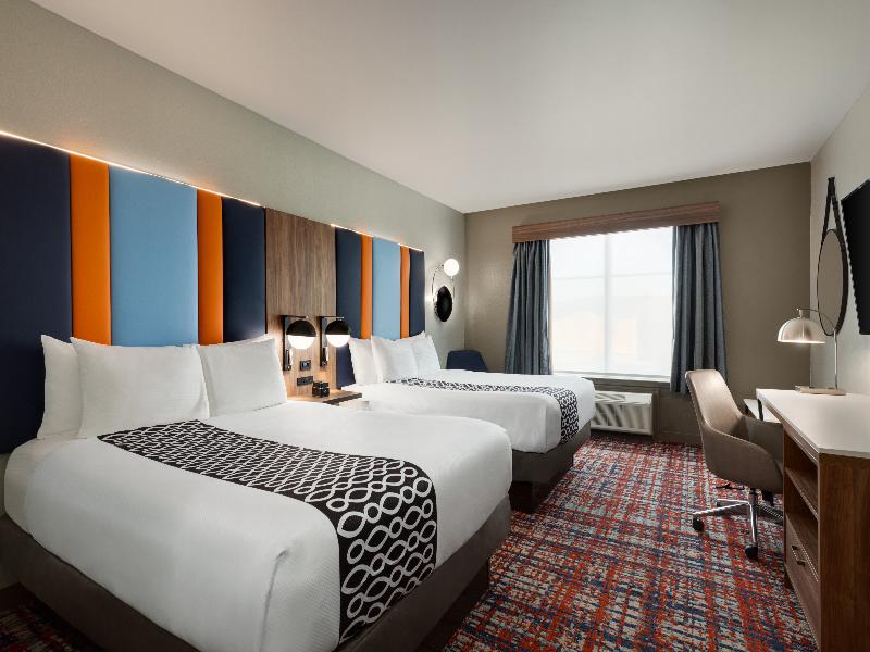 LaQuinta Inn & Suites  image