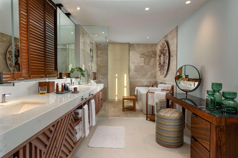 Conrad Punta De Mita image