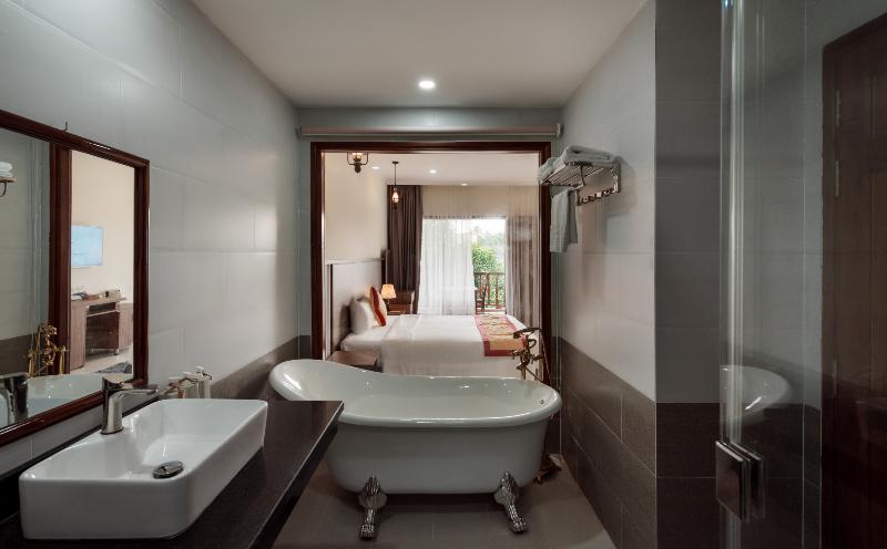 Elwood Premier Resort Phu Quoc image