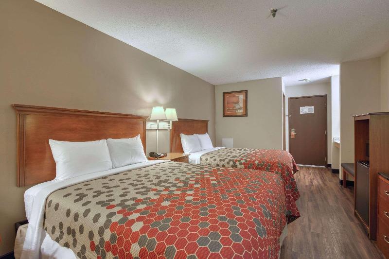 AmericInn by Wyndham Lake Mills image