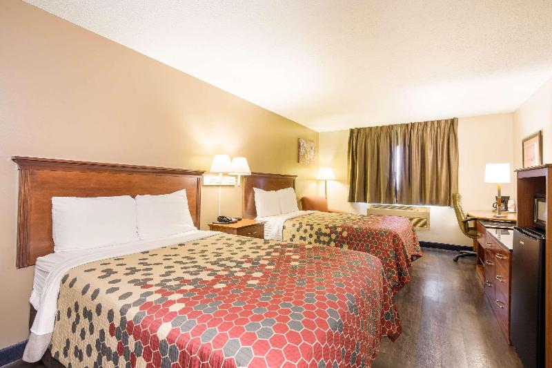 AmericInn by Wyndham Lake Mills image