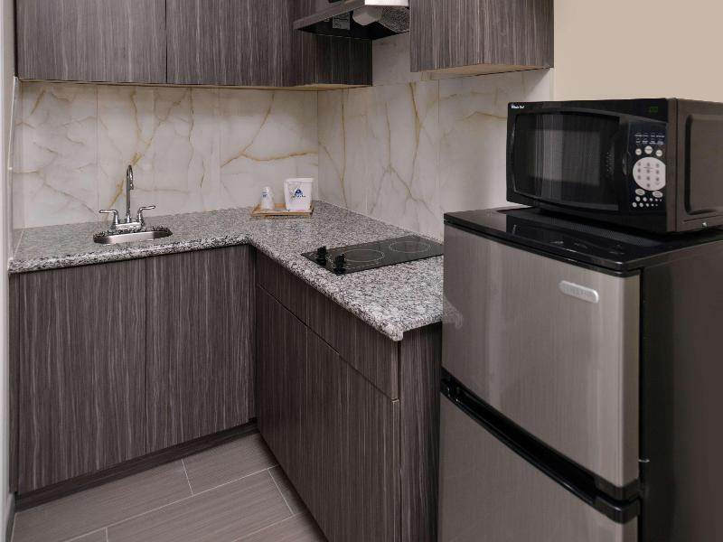 AmericasBestValueSuites Houston Highway 6 Westpark image