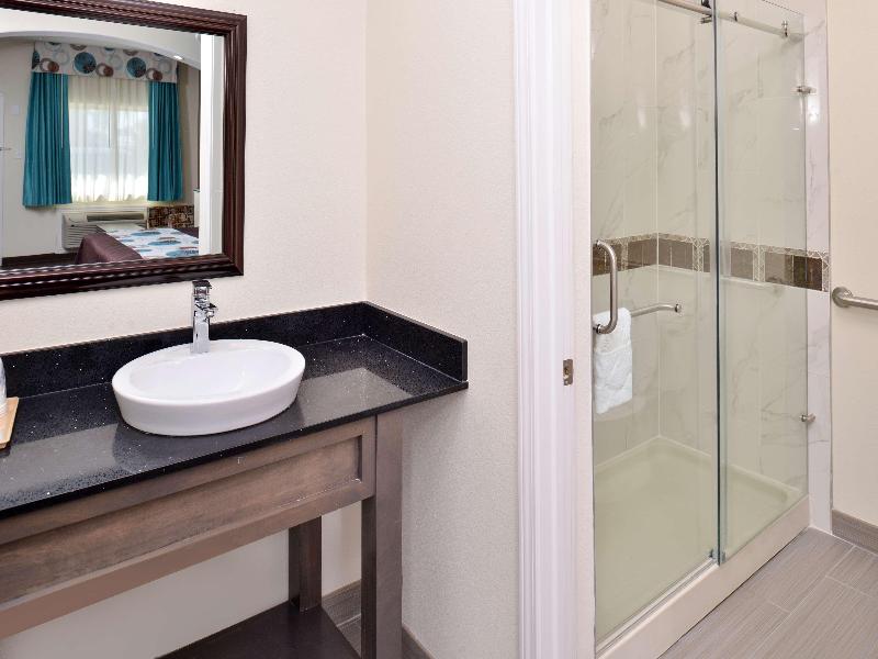 AmericasBestValueSuites Houston Highway 6 Westpark image