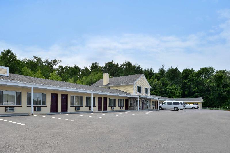 Americas Best Value Inn Providence North Scituate image