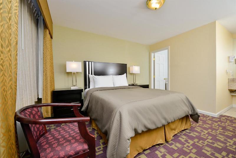 Americas Best Value Inn Providence North Scituate image