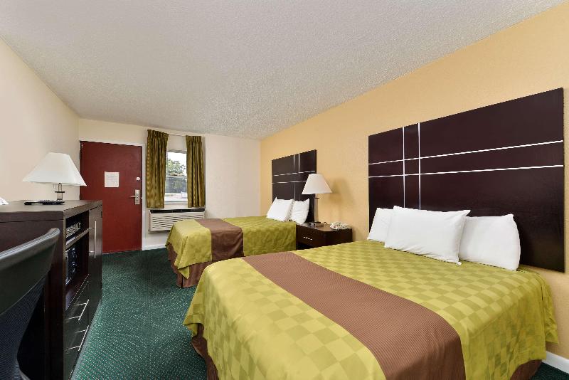 Americas Best Value Port Jefferson Long Island 5