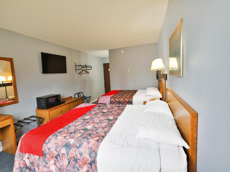 Americas Best Value Inn Pipestone image