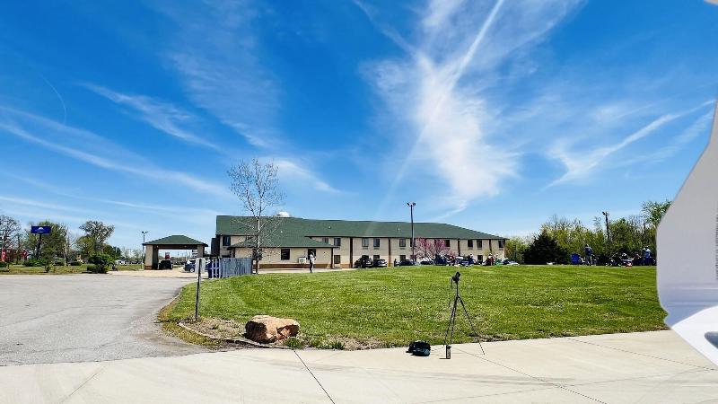 Americas Best Value Inn & Suites Pinckneyville image
