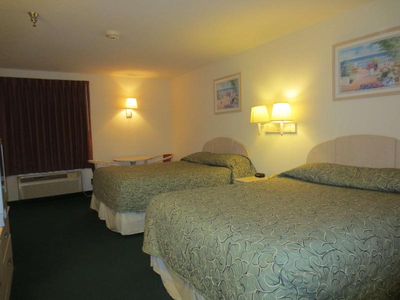 Americas Best Value Inn & Suites Pinckneyville image