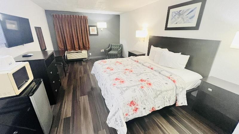 Americas Best Value Inn & Suites Pinckneyville image