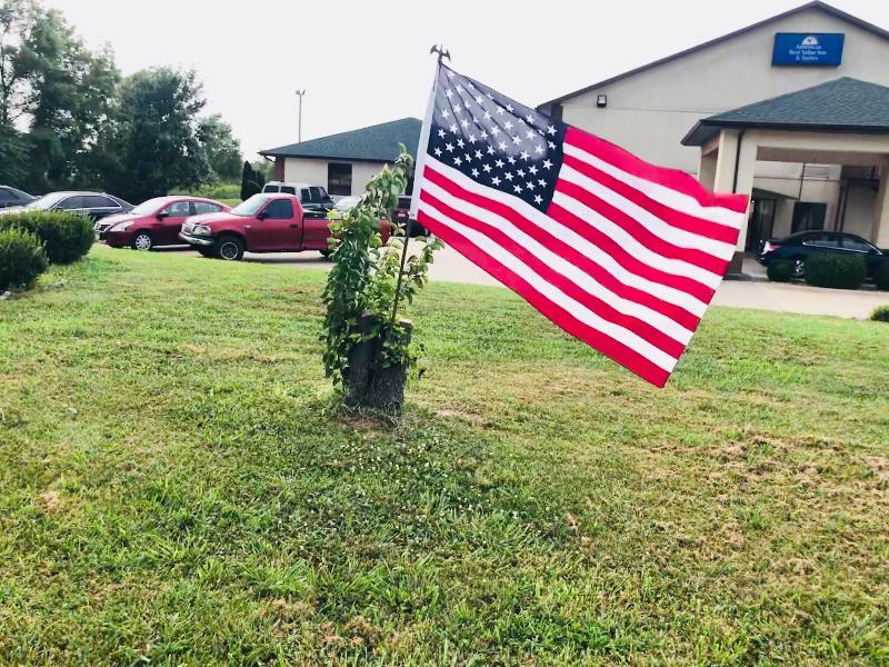 Americas Best Value Inn & Suites Pinckneyville image