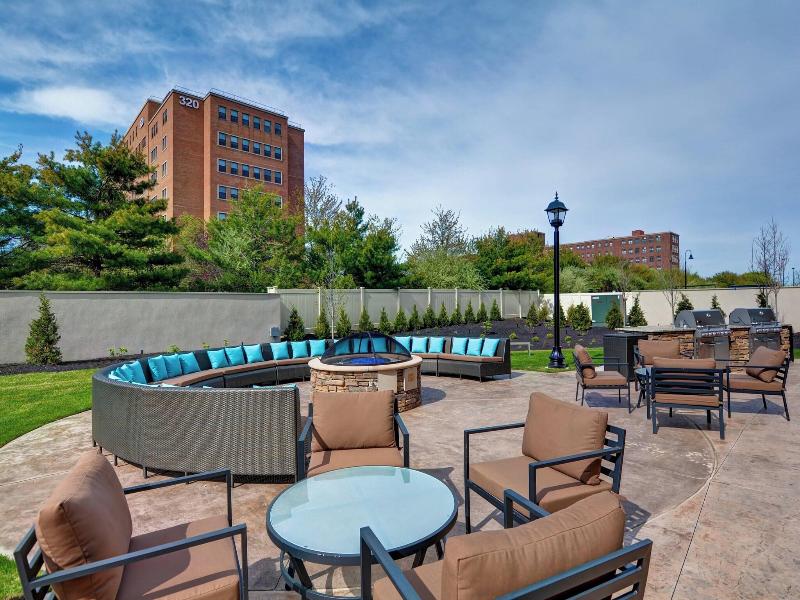 Courtyard Long Island Islip Courthouse Complex image