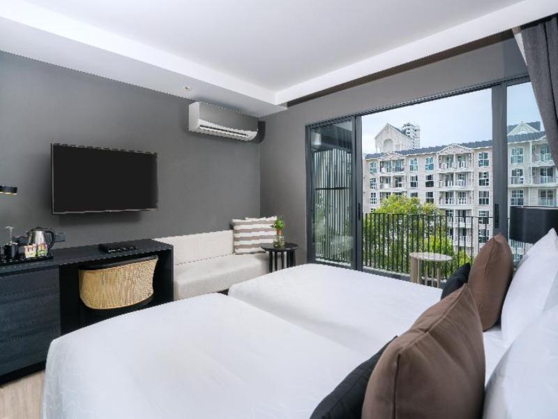 Bayphere Hotel Pattaya JC image