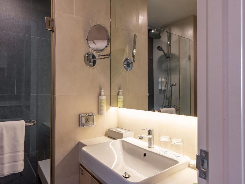 Bayphere Hotel Pattaya JC image