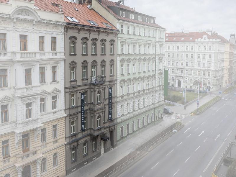 Avenue Legerova 19 image