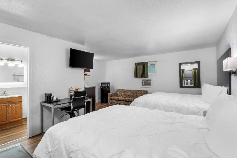 Americas Best Value Inn-Jonesville/Hillsdale image