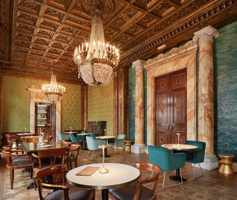 Doubletree By Hilton Trieste image