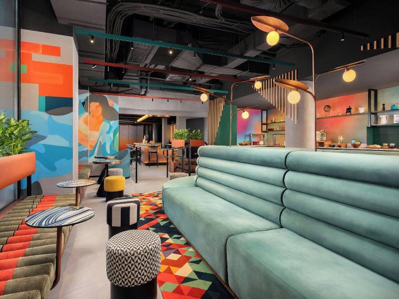 Aloft Madrid Gran Via image