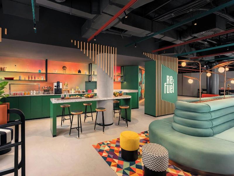 Aloft Madrid Gran Via image