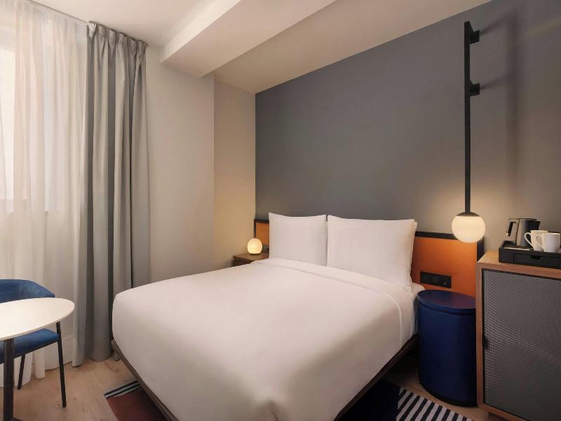 Aloft Madrid Gran Via image