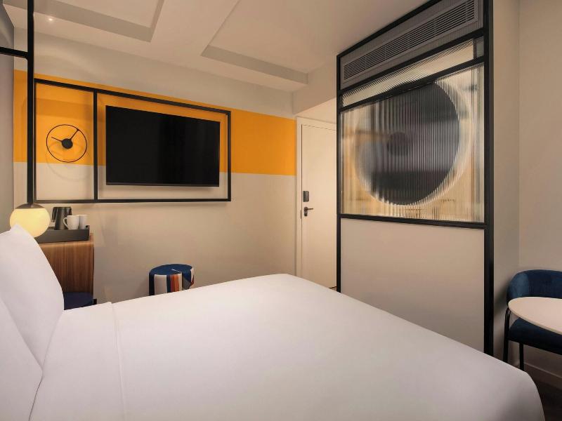 Aloft Madrid Gran Via image
