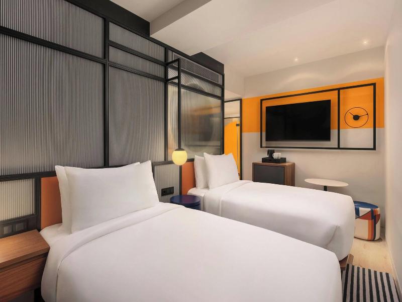 Aloft Madrid Gran Via image