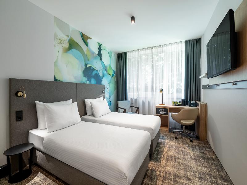 Wyndham Garden Munich Messe Hotel image
