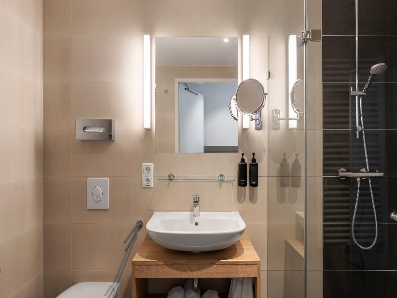 Wyndham Garden Munich Messe Hotel image