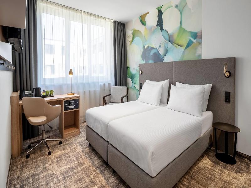 Wyndham Garden Munich Messe Hotel image