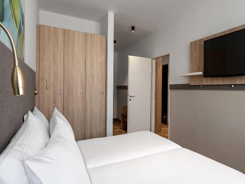Wyndham Garden Munich Messe Hotel image