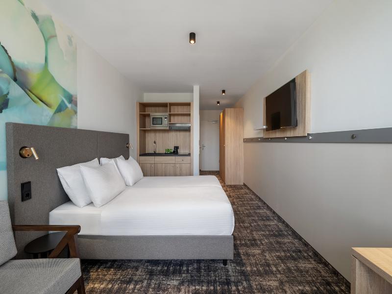 Wyndham Garden Munich Messe Hotel image
