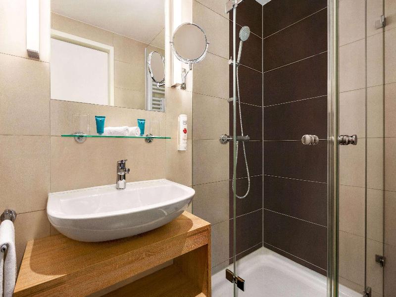 Wyndham Garden Munich Messe Hotel image
