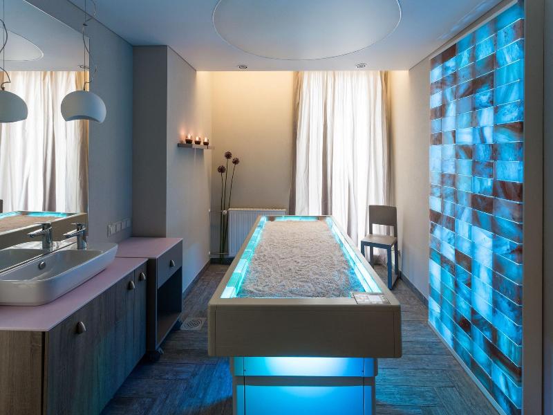 Estonia Resort Htl And Spa I image