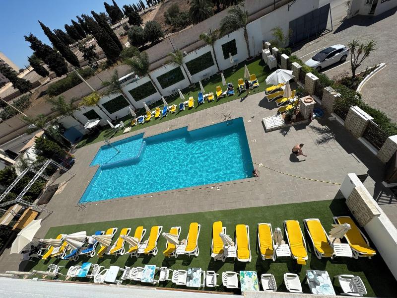 Le Zenith Hotel Oran image