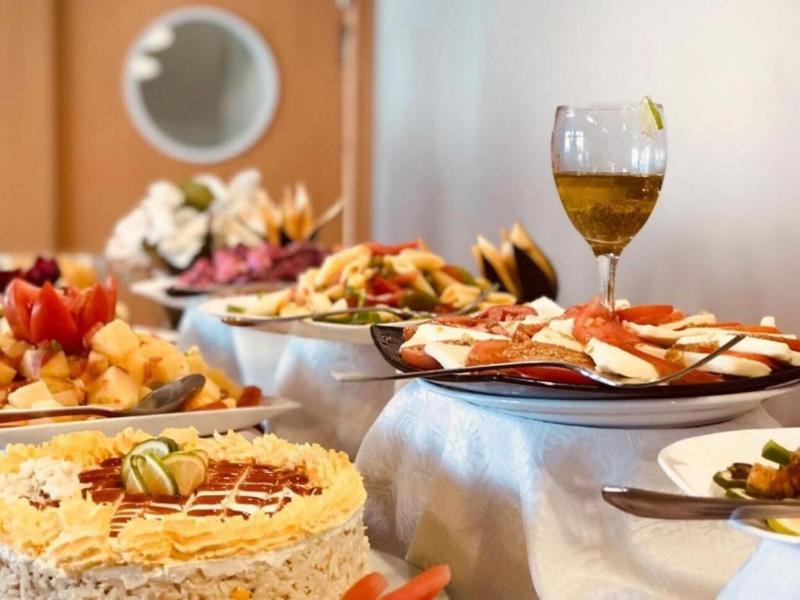 Le Zenith Hotel Oran image