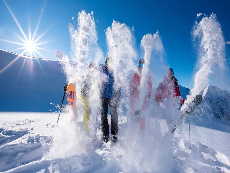 Aethos Monterosa image