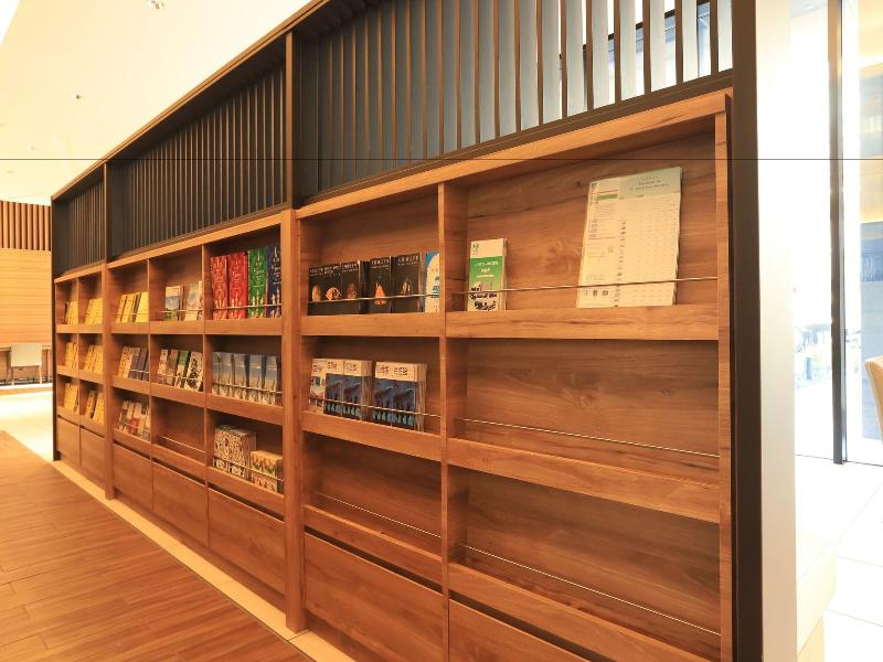 Smile Hotel Premium Osaka Hommachi image
